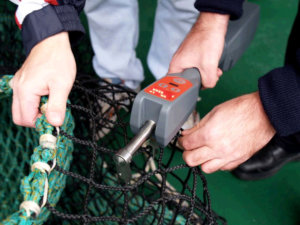 Fishing net gauge